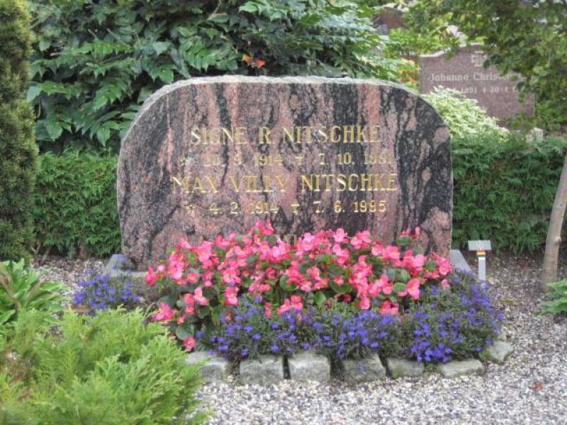 Max Villy Nitschke.jpg